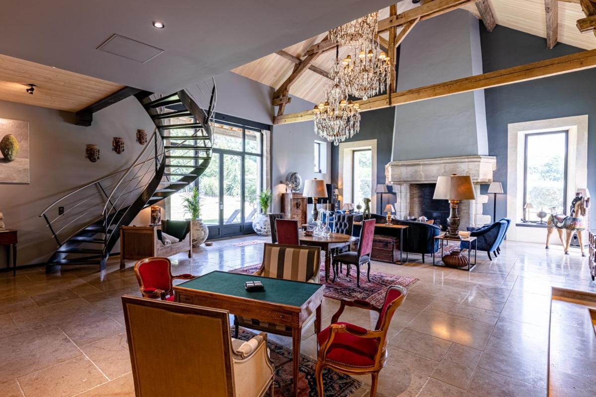 Saint-Jean-de-Trézy Domaine De Rymska & Spa - Relais & Chateaux מראה חיצוני תמונה
