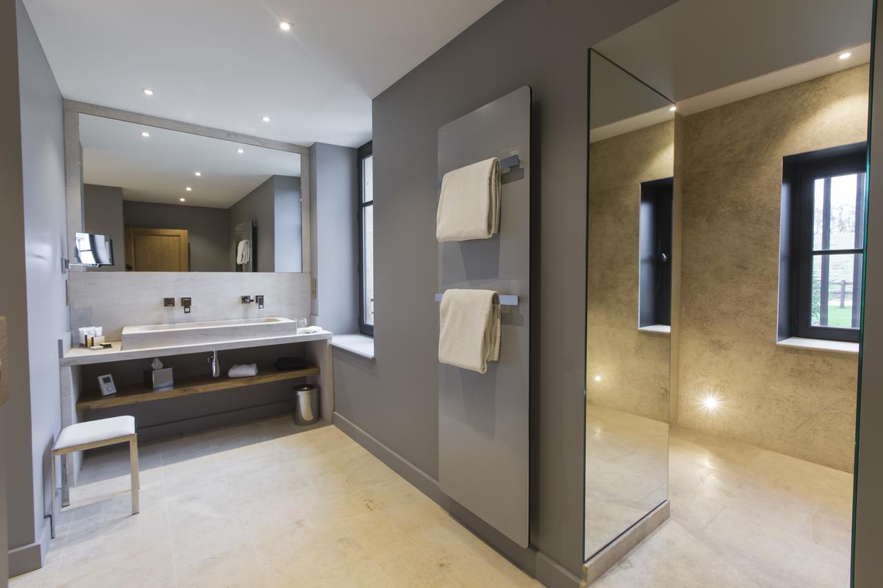 Saint-Jean-de-Trézy Domaine De Rymska & Spa - Relais & Chateaux מראה חיצוני תמונה